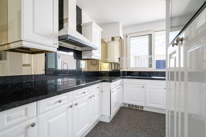 Photo 17 of Pieter Postlaan 10