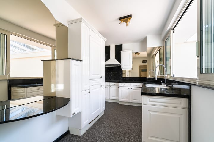 Photo 18 of Pieter Postlaan 10