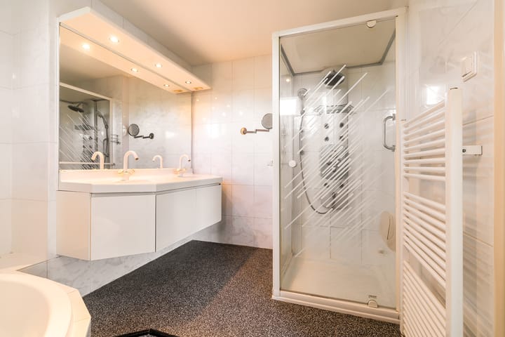 Photo 25 of Pieter Postlaan 10