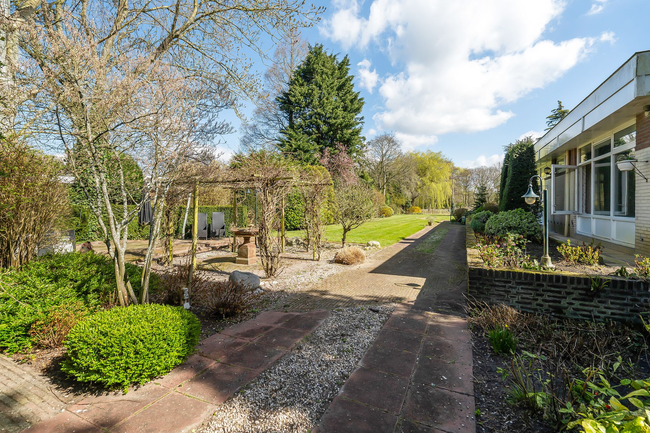 Foto 33 van Pieter Postlaan 10