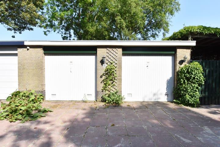 Photo 35 of Pieter Postlaan 10