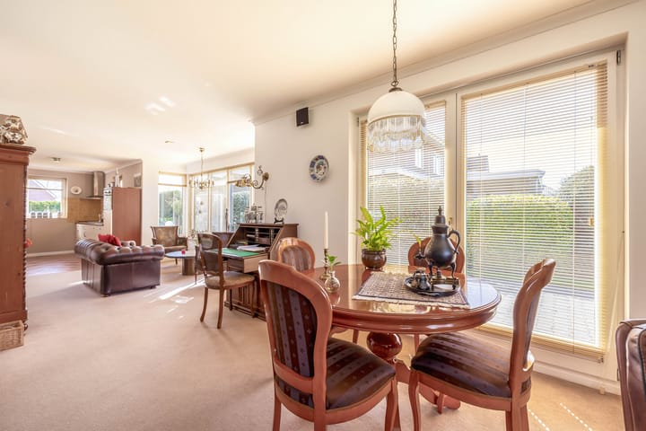 Foto 20 van Kompas 7