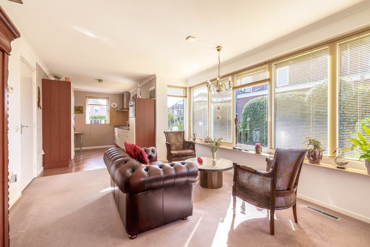 Foto 23 van Kompas 7