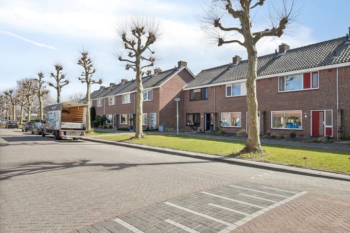 Foto 6 van La Reinelaan 99