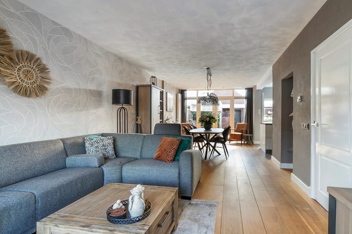 Foto 10 van La Reinelaan 99