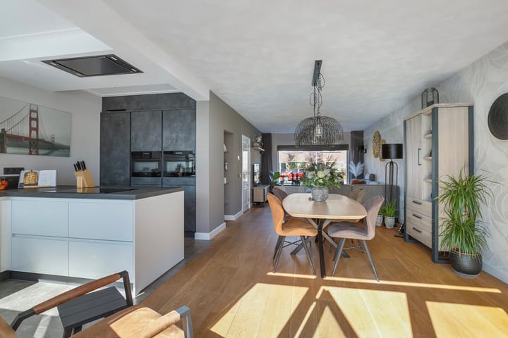 Foto 4 van La Reinelaan 99