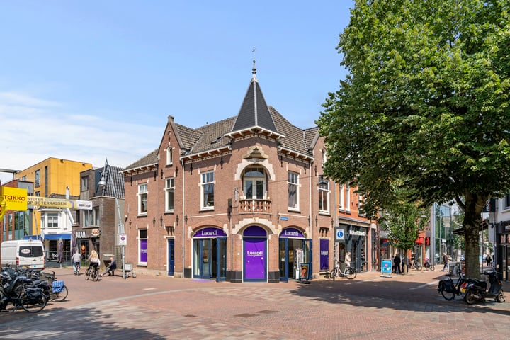 Grotestraat 1