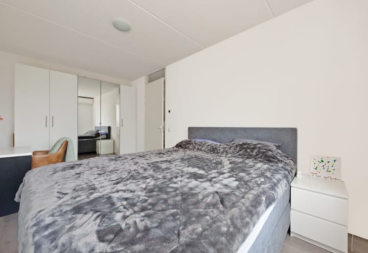 Foto 16 van Straat van Messina 75