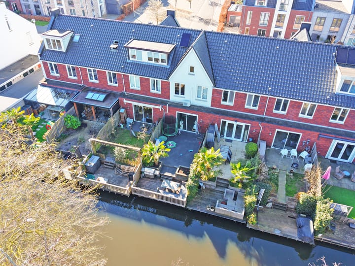 Foto 32 van Straat van Messina 75