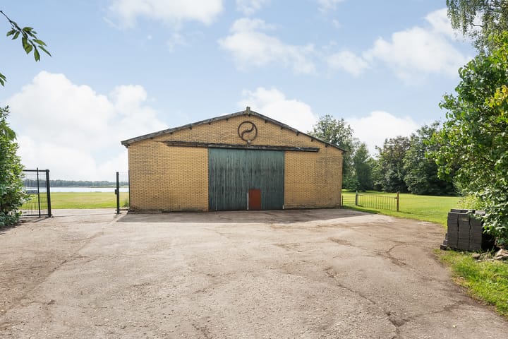 Photo 13 of Verlengde Broekdijk 21