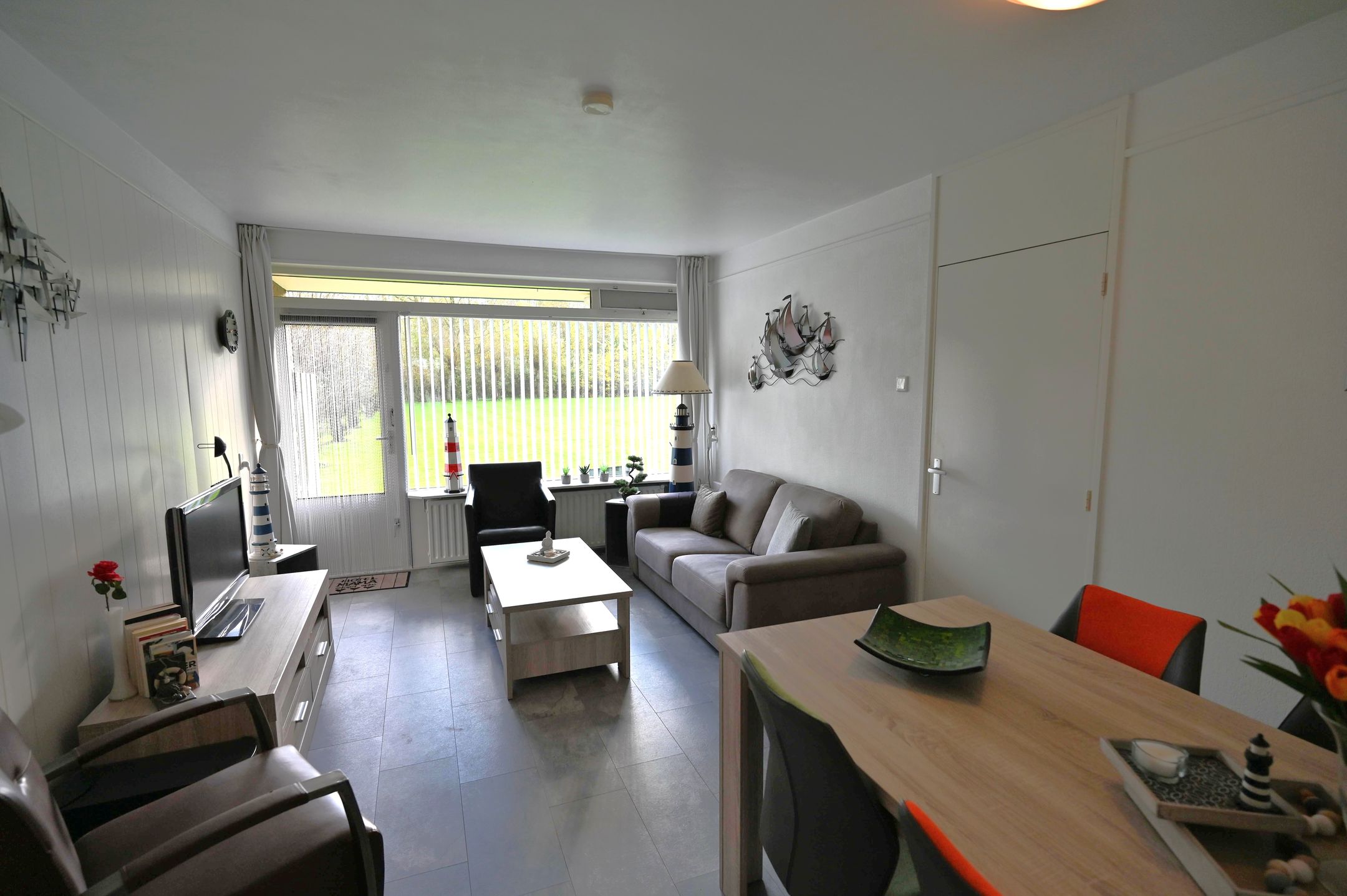 Photo 12 of Burgemeester van Woelderenlaan 100-7