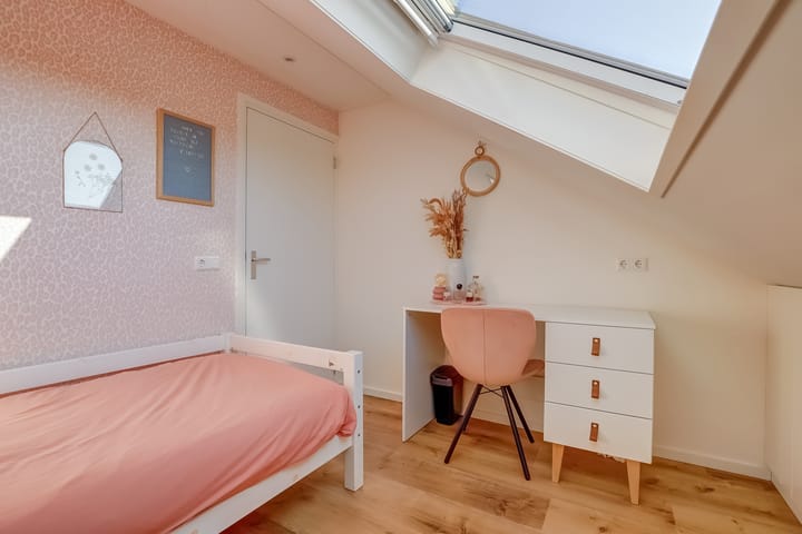 Foto 23 van Esdoornstraat 19