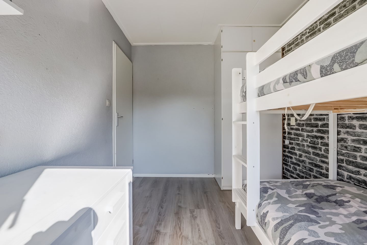 Photo 25 of Esdoornstraat 19