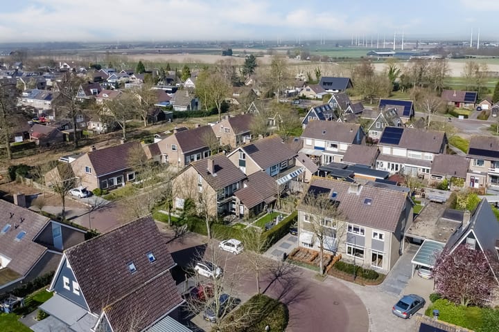 Foto 50 van Esdoornstraat 19