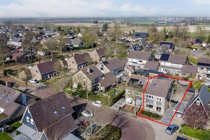 Foto 51 van Esdoornstraat 19