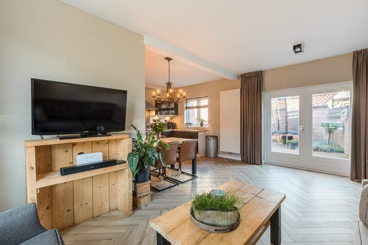 Foto 8 van Marinus Poststraat 52