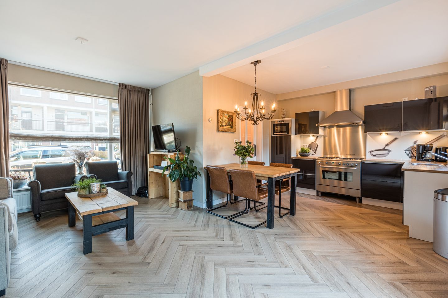 Photo 10 of Marinus Poststraat 52