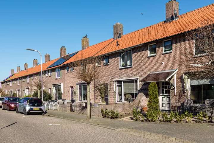 Foto 32 van Marinus Poststraat 52