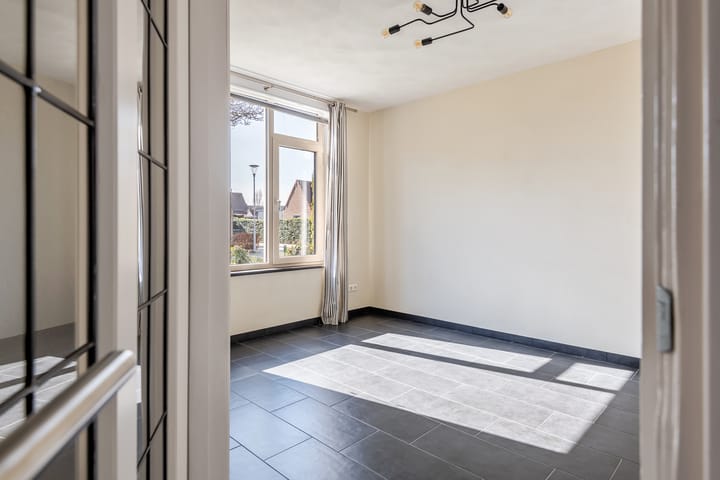 Foto 8 van Julianalaan 29