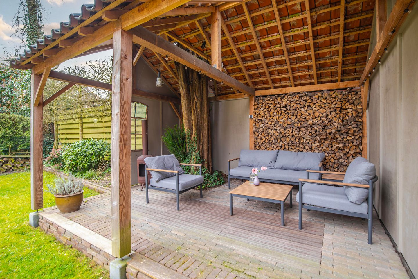 Photo 4 of Nico Bovenweg 8