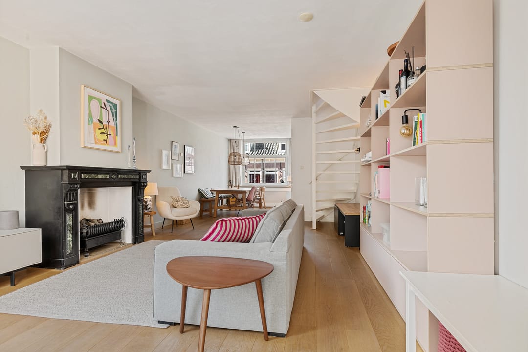 Photo 11 of Noordeinde 116