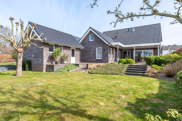 Foto 4 van Kerkweg 72