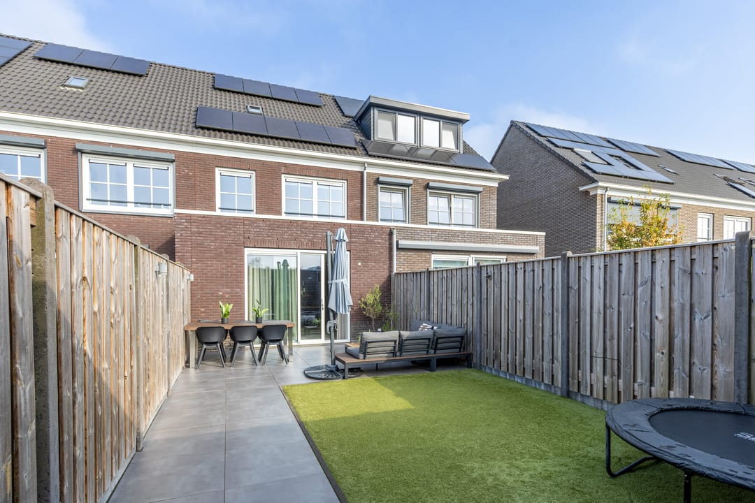 Photo 1 of Klaproos 137