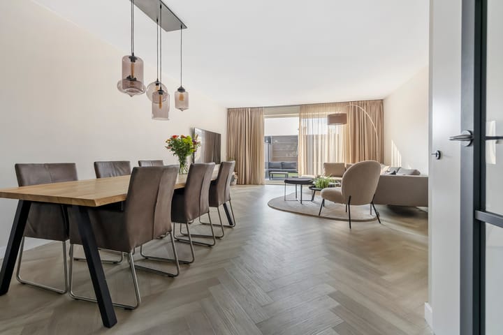 Foto 4 van Klaproos 137