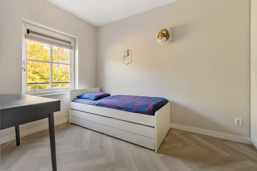 Photo 26 of Klaproos 137