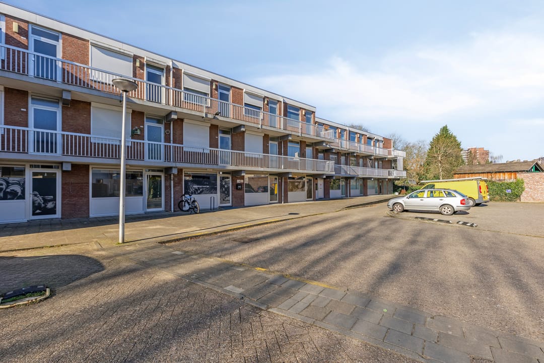 Foto 1 van Dokter van Kleefstraat 48-B