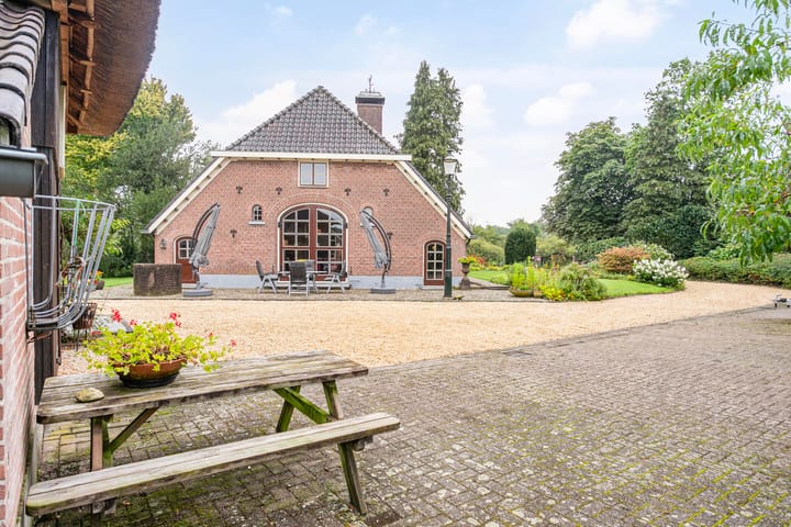 Foto 62 van Voorsterweg 167