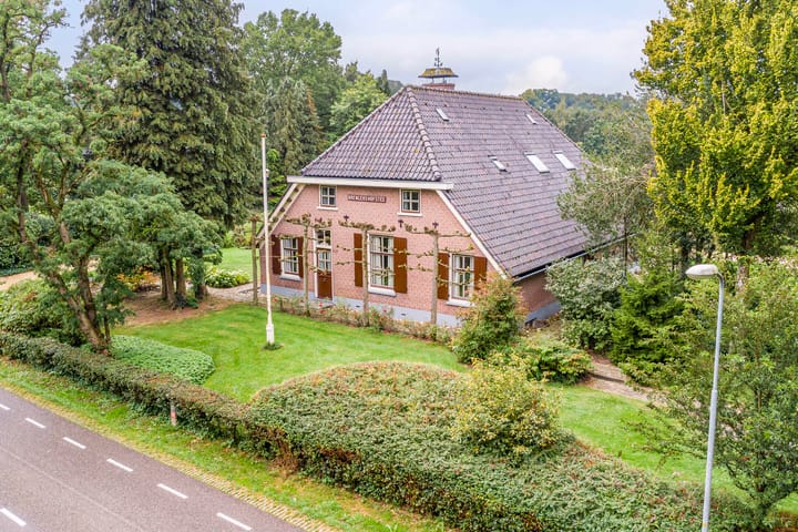 Foto 90 van Voorsterweg 167