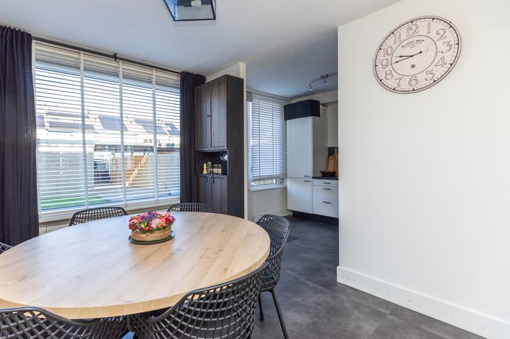 Foto 10 van P.J. Troelstrastraat 13