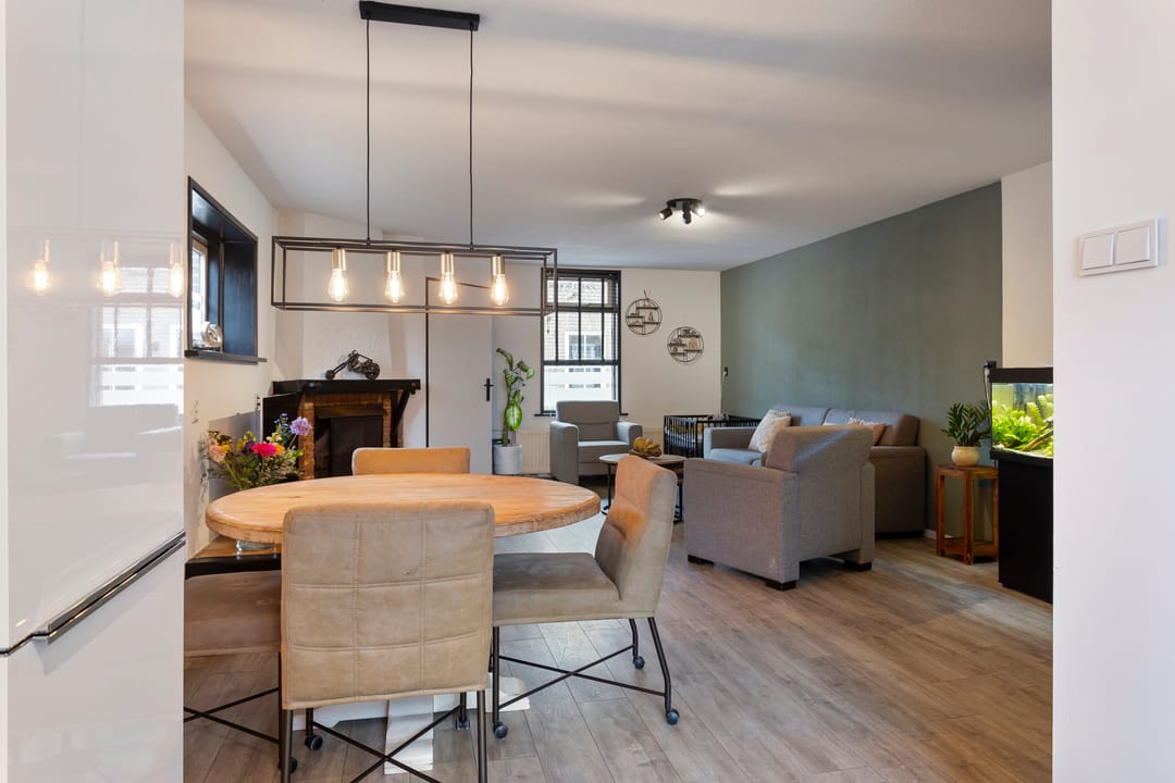 Foto 8 van Julianastraat 9