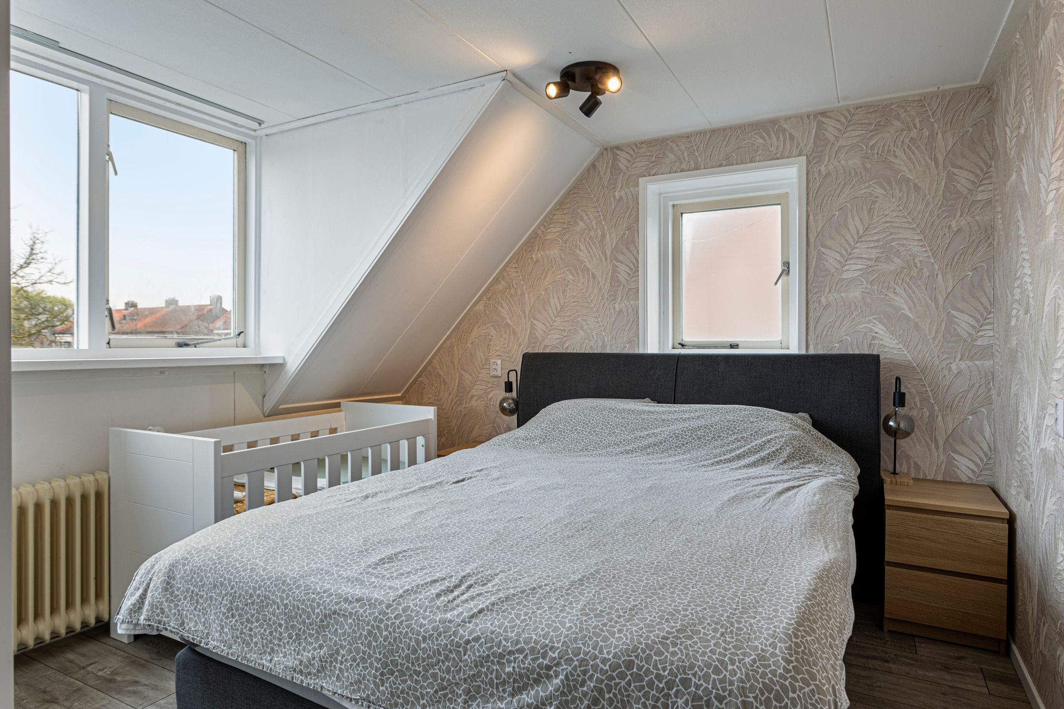 Foto 12 van Julianastraat 9