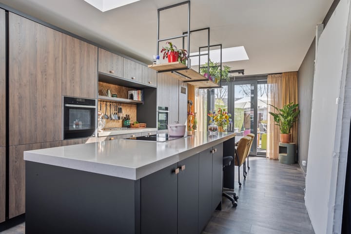 Foto 13 van Leidseweg 324