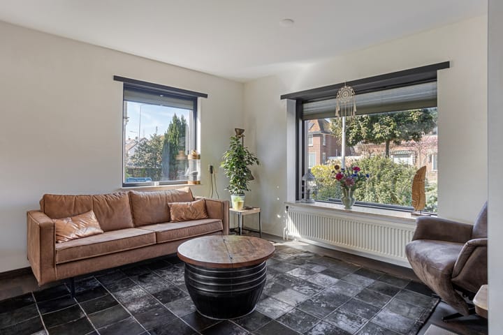 Foto 24 van Leidseweg 324