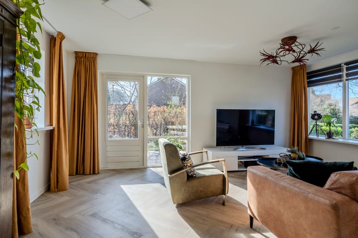 Foto 13 van Schweitzerstraat 2