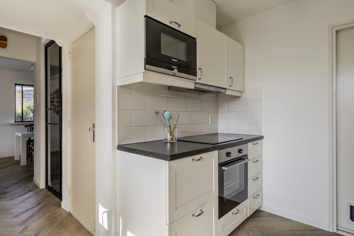 Foto 20 van Schweitzerstraat 2