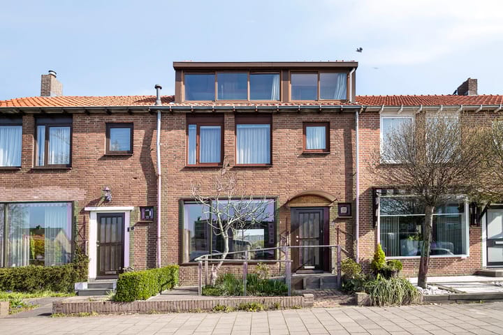 Photo 2 of Burgemeester Jansenlaan 17