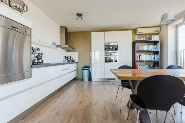 Foto 11 van Wolbrantskerkweg 66-A