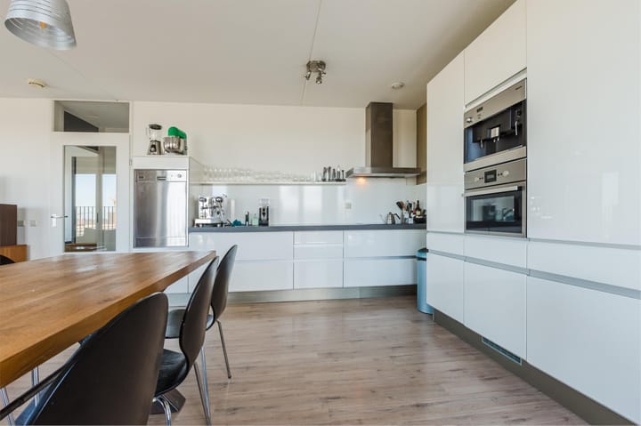 Foto 12 van Wolbrantskerkweg 66-A