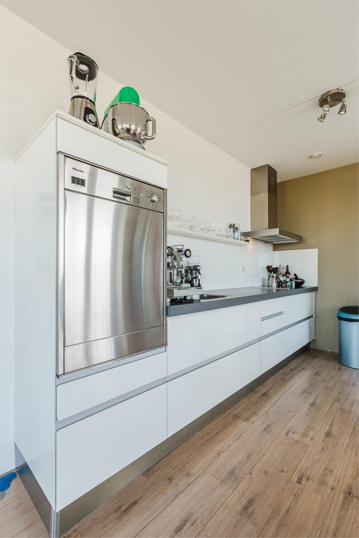 Foto 14 van Wolbrantskerkweg 66-A