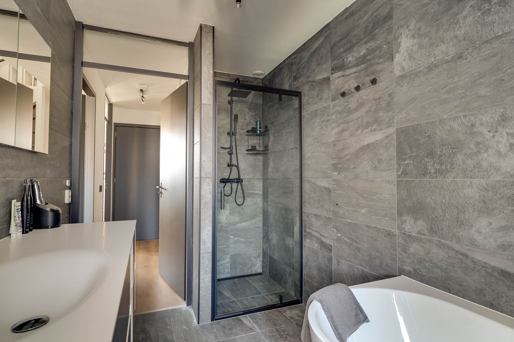 Foto 3 van John Raedeckerhof 150