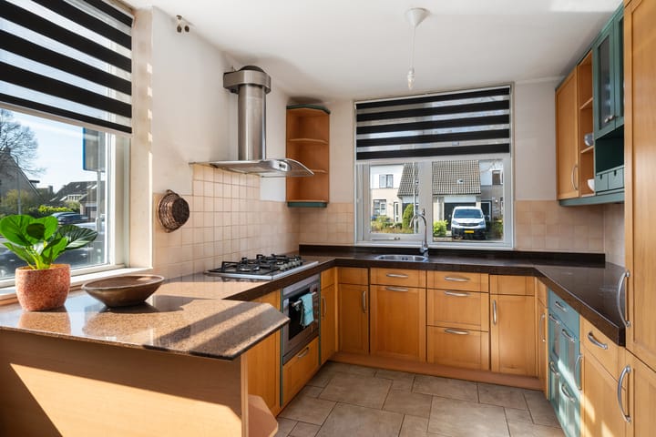 Foto 16 van Albert Schweitzerlaan 74