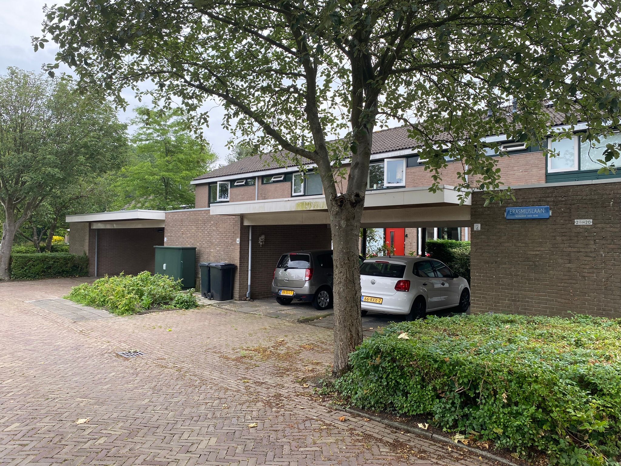 Foto 2 van Erasmuslaan