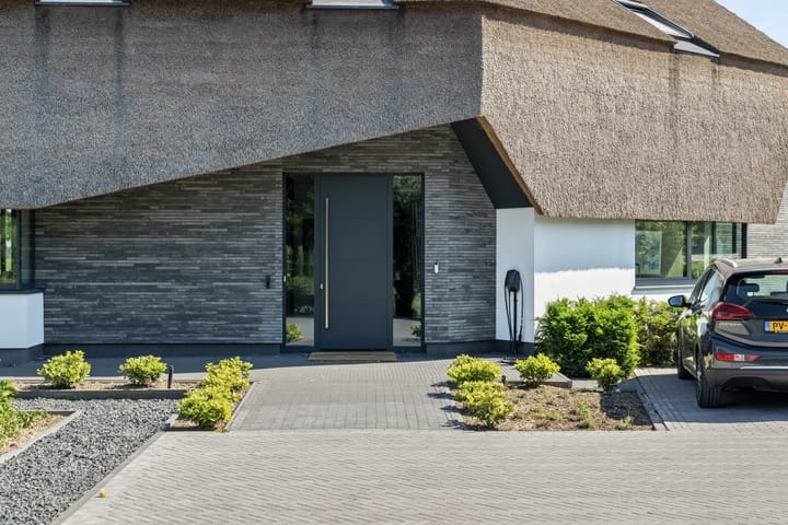 Foto 7 van Middelweg 83-B