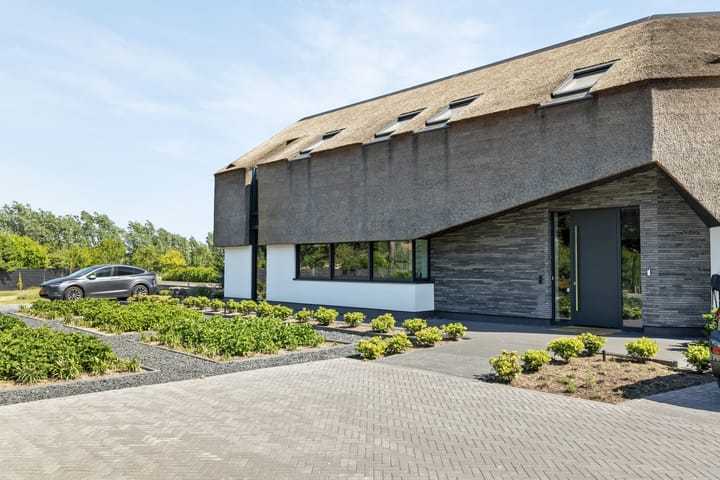 Foto 8 van Middelweg 83-B