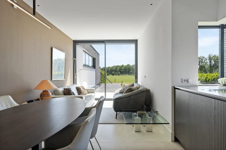 Foto 19 van Middelweg 83-B