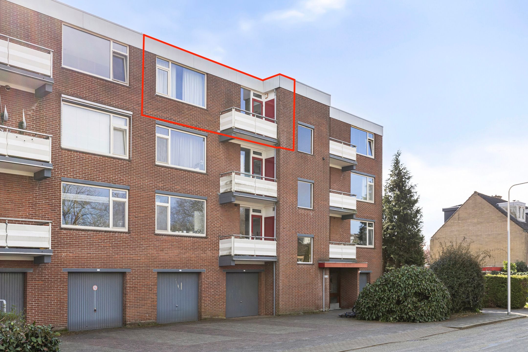 Foto 3 van Carry van Bruggenstraat 38